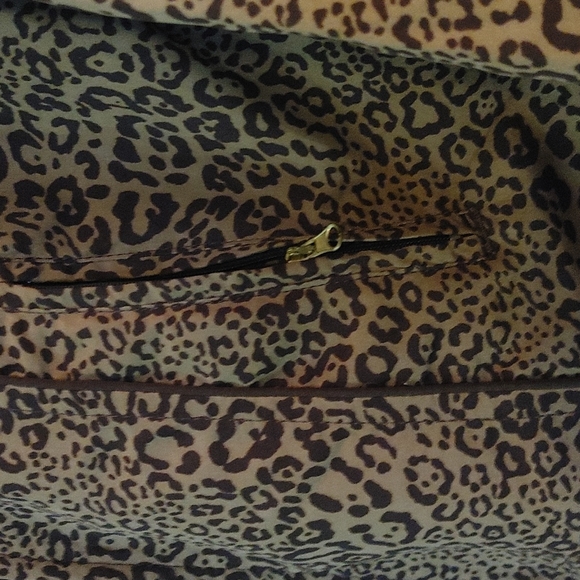 Ac-tiv-ology Windbreaker - Picture 3 of 5